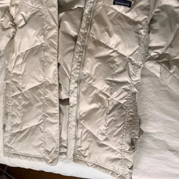 Patagonia down with it puffer jacket - Picture 8 of 12